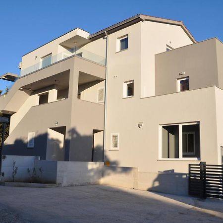 Aurora Apartment Liznjan Luaran gambar
