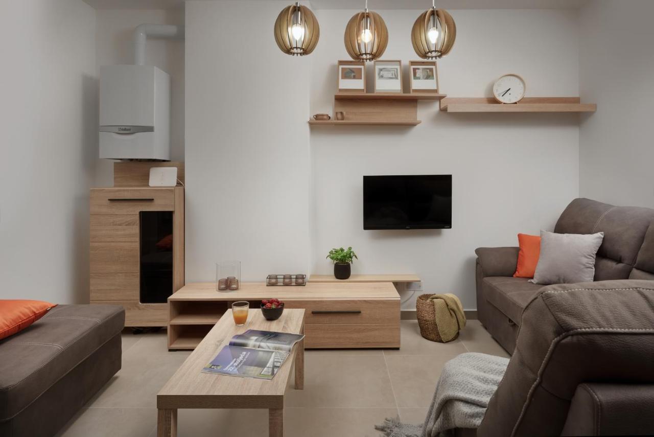 Aurora Apartment Liznjan Luaran gambar