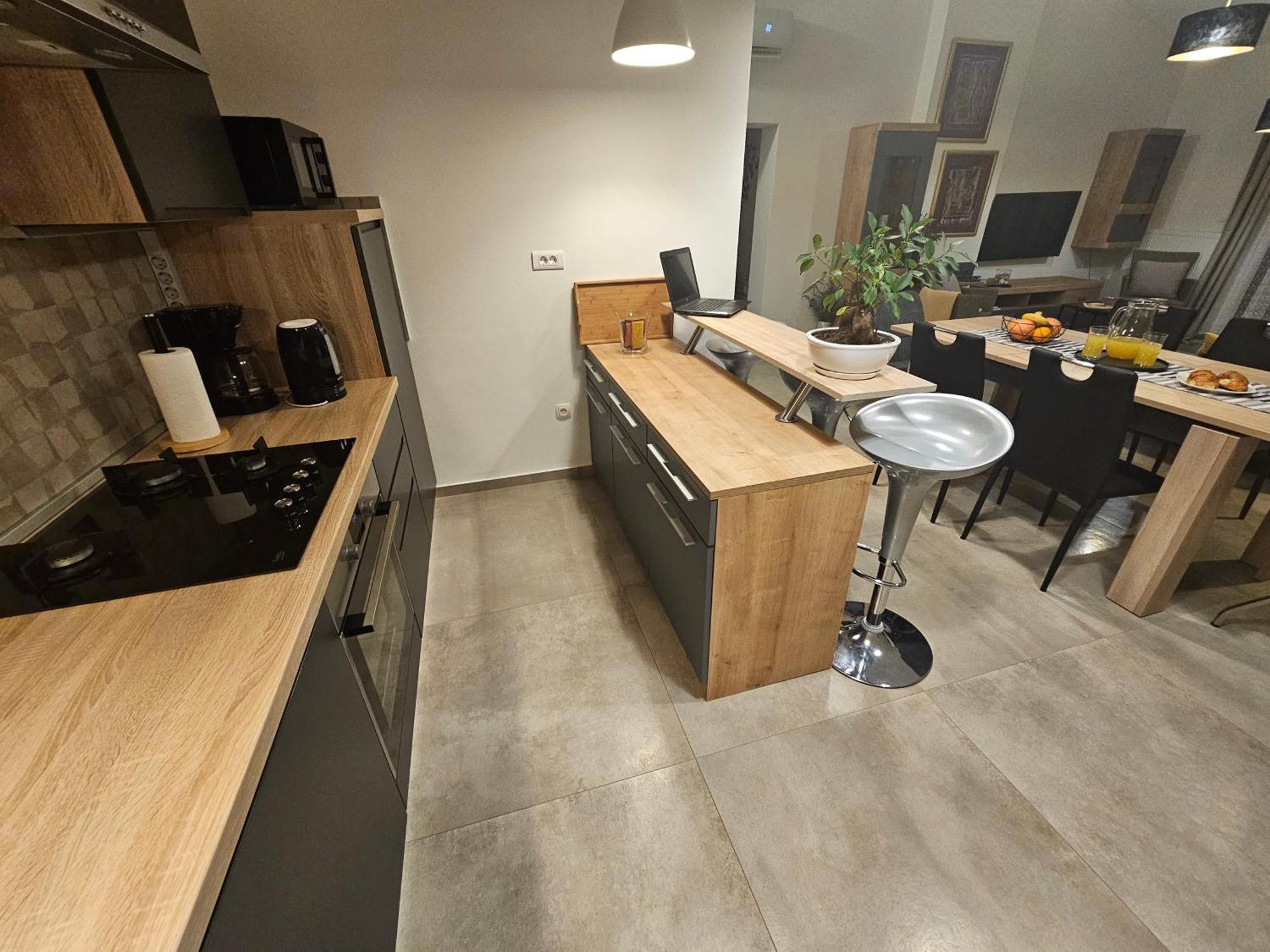 Aurora Apartment Liznjan Luaran gambar