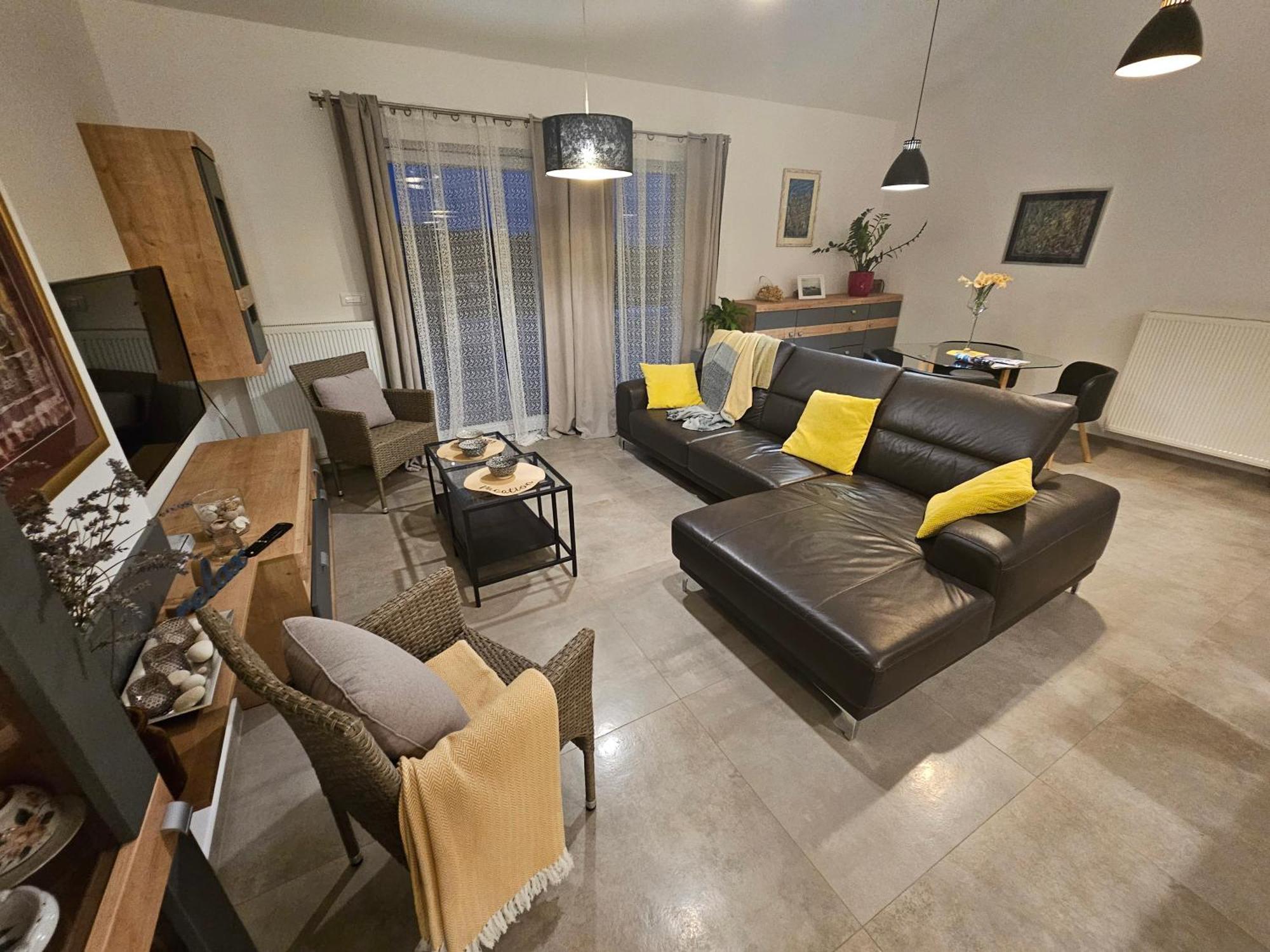 Aurora Apartment Liznjan Luaran gambar