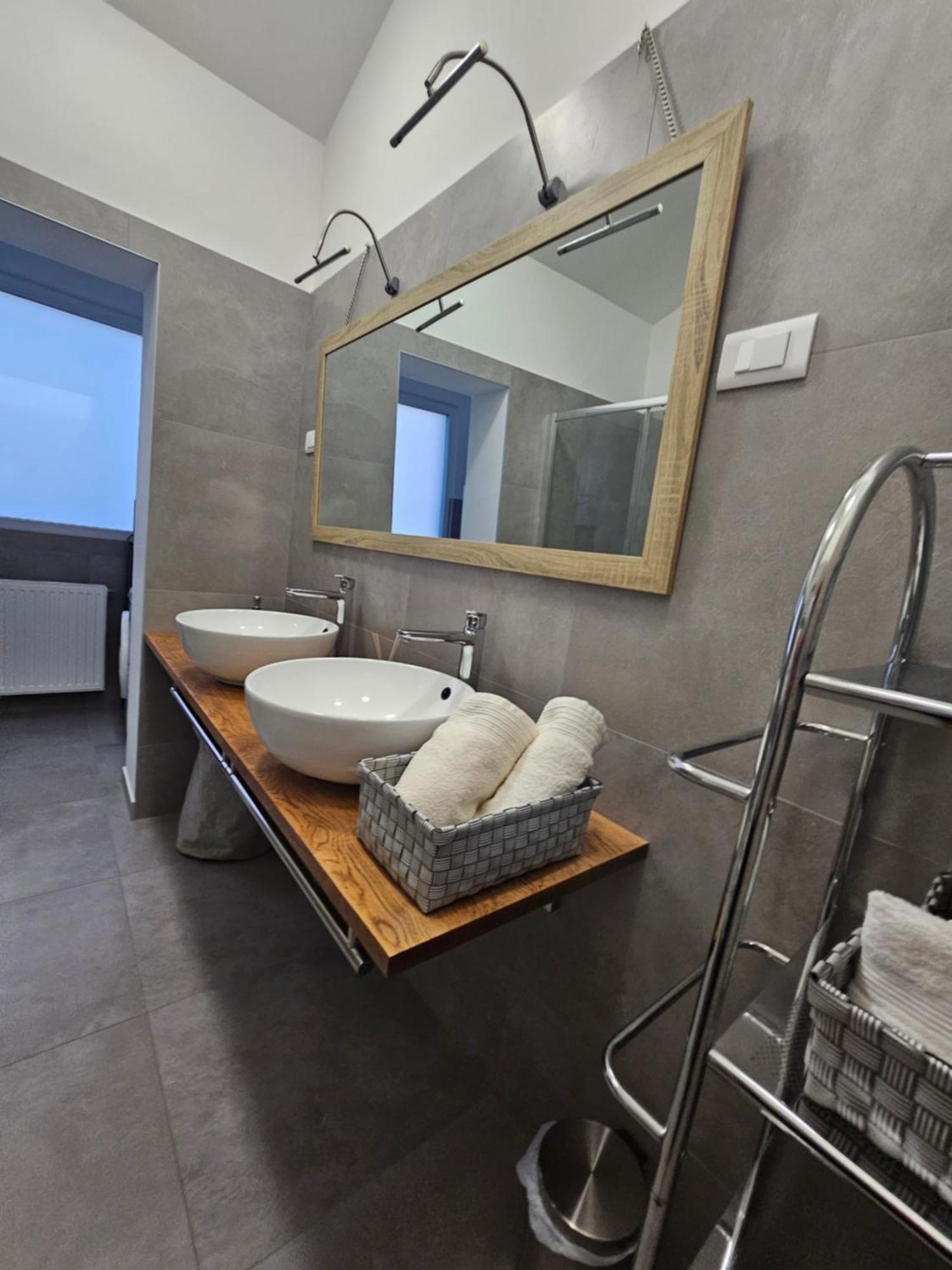Aurora Apartment Liznjan Luaran gambar